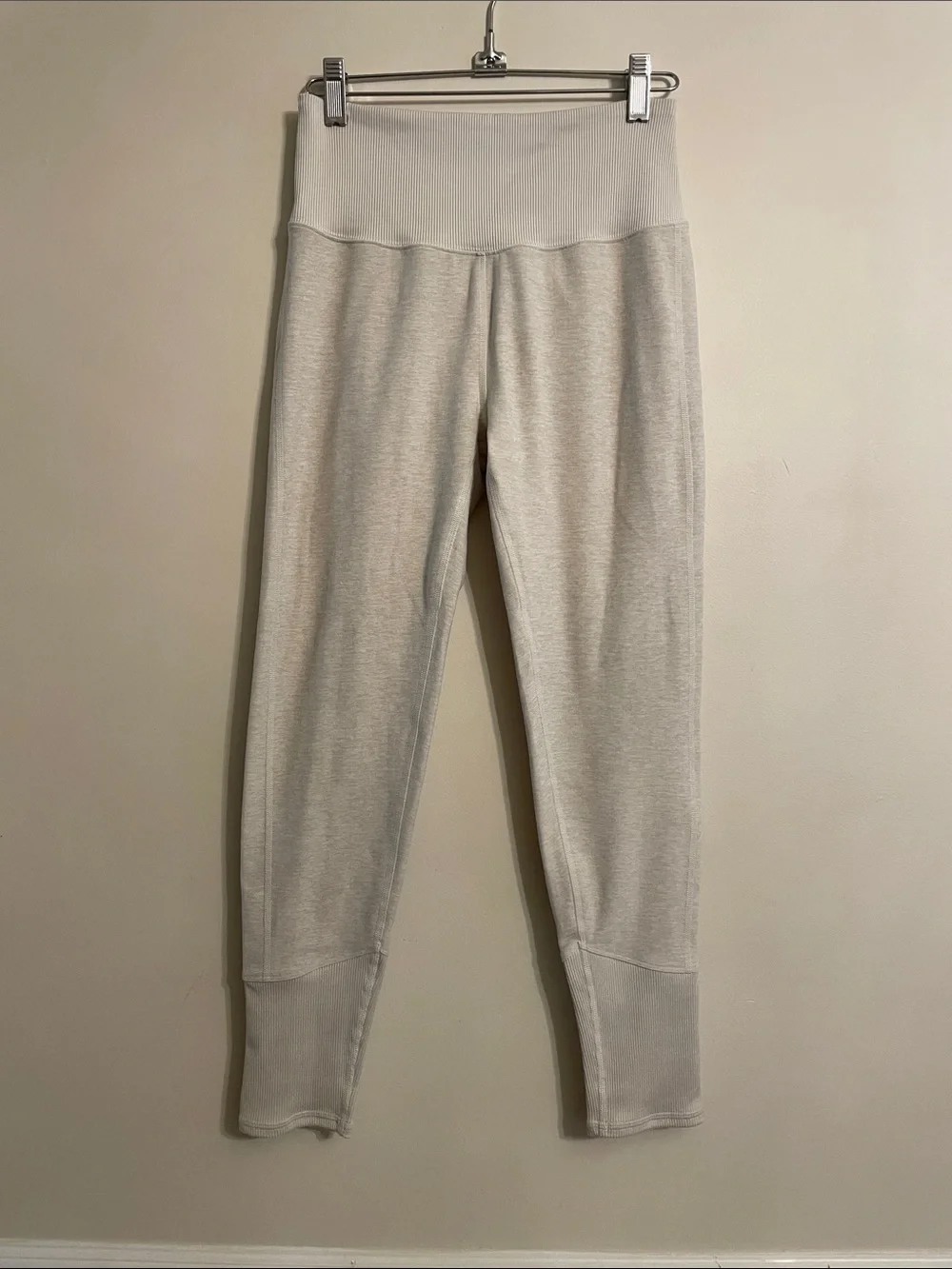 Alo Yoga High-Waist Alosoft Lounge Leggings Oatmeal Heather Ribbed Cuff